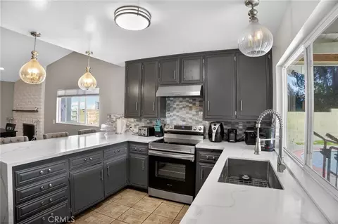 Kitchen - 2630 Space Ct, Lancaster, CA 93536 photo 2 of 4