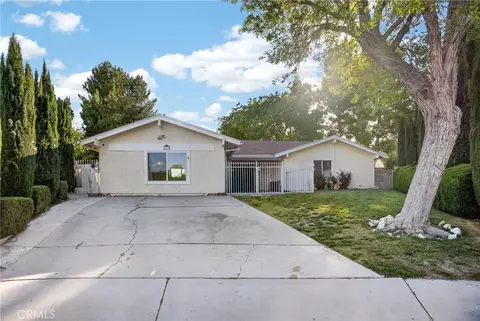 Exterior - 2630 Space Ct, Lancaster, CA 93536 photo 1 of 10