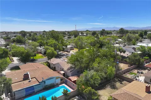 View/Area - 44449 Loneoak, Lancaster, CA 93534 photo 3 of 3
