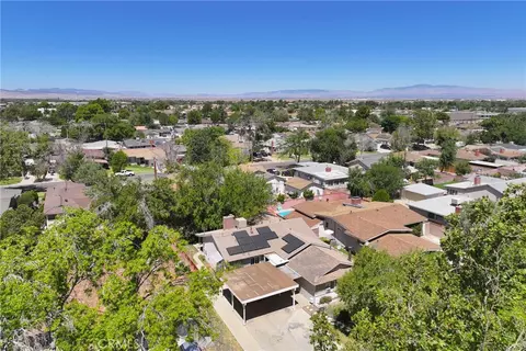 View/Area - 44449 Loneoak, Lancaster, CA 93534 photo 1 of 3