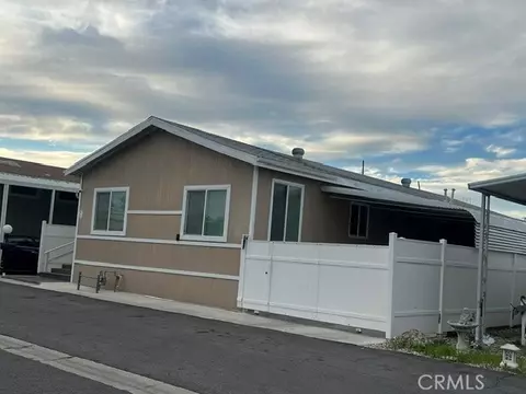 8901 Eton Ave #11, Canoga Park, CA 91304
