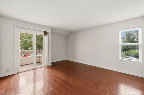 Living - 3366 Darby #436, Simi Valley, CA 93063 photo 11 of 11