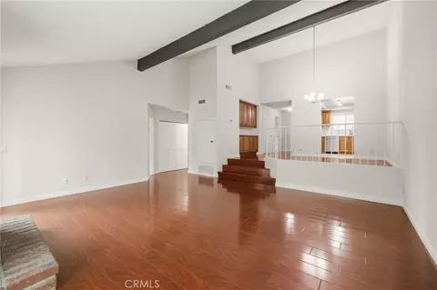 Living - 3366 Darby #436, Simi Valley, CA 93063 photo 3 of 11