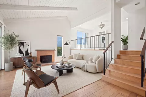 11786 Moorpark St #F, Studio City, CA 91604