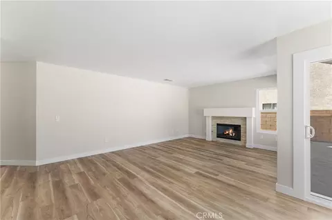 Living - 709 Whitlatch, Lancaster, CA 93535 photo 6 of 12