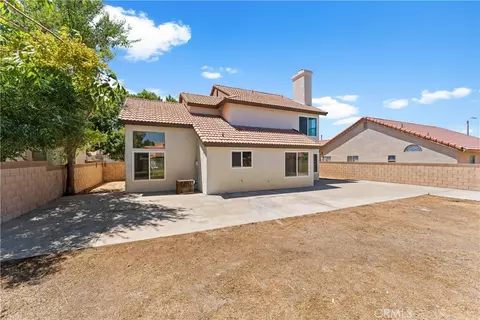 Exterior - 709 Whitlatch, Lancaster, CA 93535 photo 8 of 9