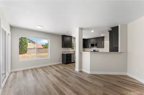 Living - 709 Whitlatch, Lancaster, CA 93535 photo 10 of 12
