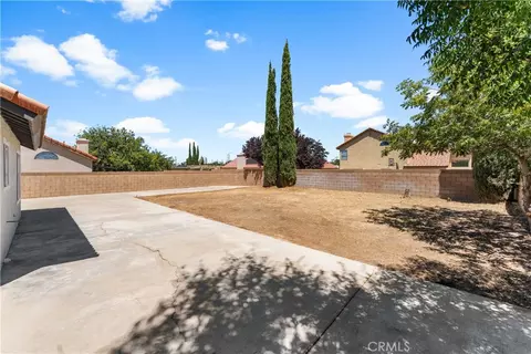 Exterior - 709 Whitlatch, Lancaster, CA 93535 photo 9 of 9
