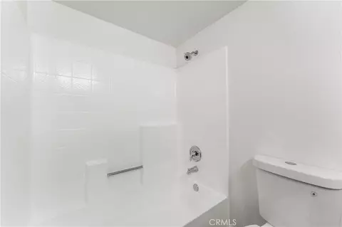 Bath - 709 Whitlatch, Lancaster, CA 93535 photo 2 of 5