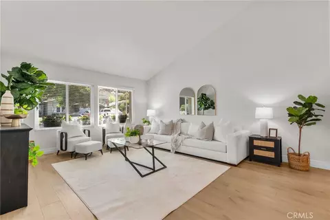 Living - 27209 Corry Pl, Saugus, CA 91350 photo 1 of 3