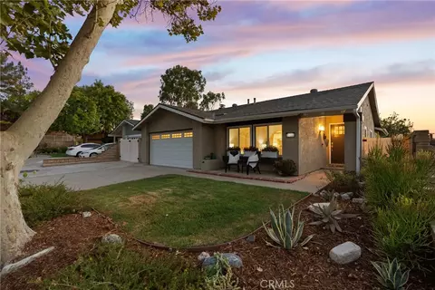 Exterior - 27209 Corry Pl, Saugus, CA 91350 photo 3 of 13