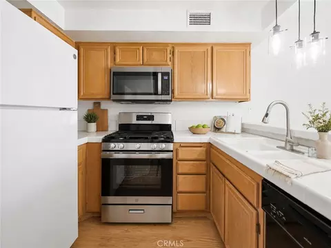 Kitchen - 2731 Erringer #89, Simi Valley, CA 93065 photo 1 of 1