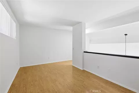 Living - 2731 Erringer, Simi Valley, CA 93065 photo 6 of 7