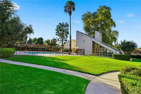Exterior - 7651 Reseda #13-T, Reseda, CA 91335 photo 3 of 6