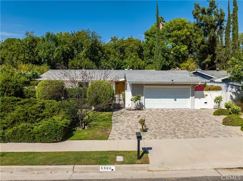 5300 Blanco Ave, Woodland Hills, CA 91367
