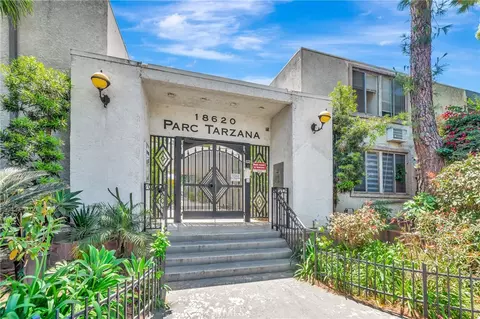 18620 Hatteras St #247, Tarzana, CA 91356