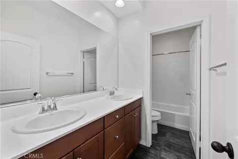 Bath - 22035 Windham, Saugus, CA 91350 photo 1 of 4