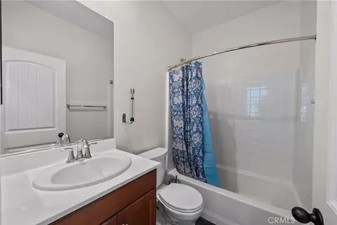 Entry Way - 22035 Windham, Saugus, CA 91350 photo 4 of 4