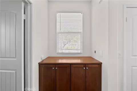 Entry Way - 22035 Windham, Saugus, CA 91350 photo 3 of 4