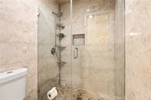 Bath - 1842 Rory Ln #4, Simi Valley, CA 93063 photo 4 of 5