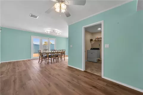 Dining - 9400 Kemper Rd, Mojave, CA 93501 photo 3 of 3