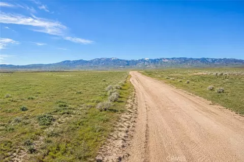 0 Kingbird Ave, Rosamond, CA 93243 photo 4