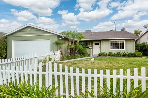23340 Hartland St, West Hills, CA 91307