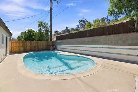 Exterior - 5716 Katherine, Simi Valley, CA 93063 photo 11 of 12