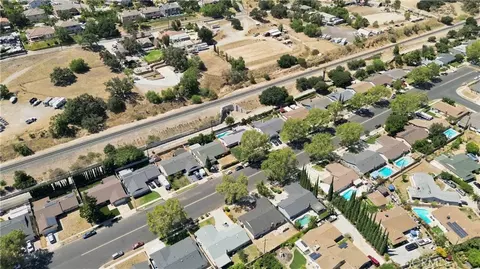 View/Area - 5716 Katherine, Simi Valley, CA 93063 photo 2 of 4