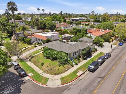 9056 Airdrome St, Los Angeles, CA 90035