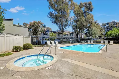Exterior - 6543 Stoney Vw #4, Simi Valley, CA 93063 photo 3 of 7