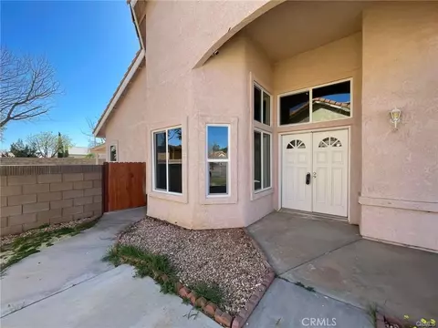 Exterior - 1768 Mesa Dr, Lancaster, CA 93535 photo 2 of 4