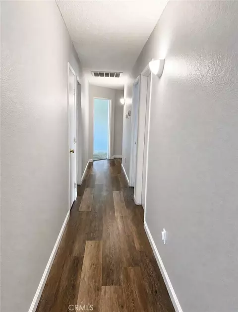 Entry Way - 1850 Pepper Tree Close, Wasco, CA 93280 photo 1 of 1