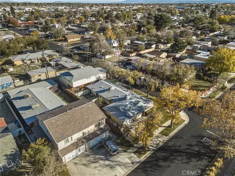 View/Area - 44702 Fig Ave, Lancaster, CA 93534 photo 7 of 10