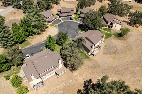 View/Area - 18551 Glenview Ct, Tehachapi, CA 93561 photo 7 of 7