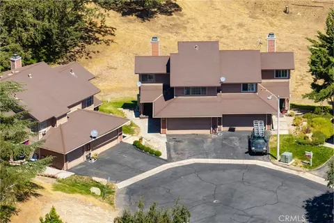 View/Area - 18551 Glenview Ct, Tehachapi, CA 93561 photo 1 of 7