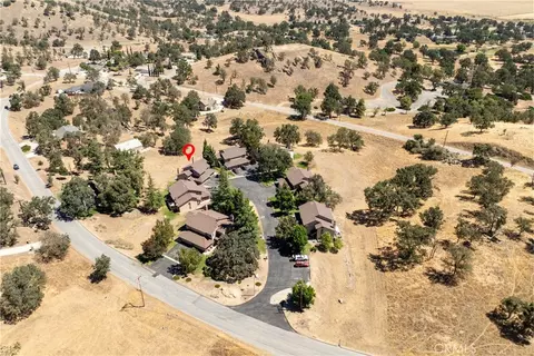 View/Area - 18551 Glenview Ct, Tehachapi, CA 93561 photo 2 of 7