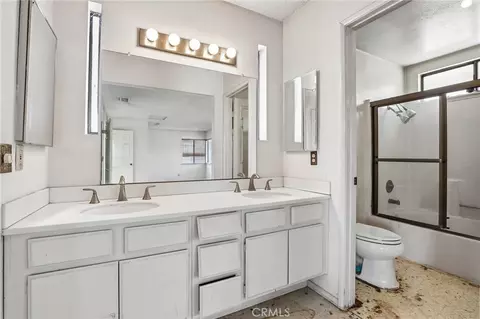Bath - 1215 Holt, Placentia, CA 92870 photo 2 of 4