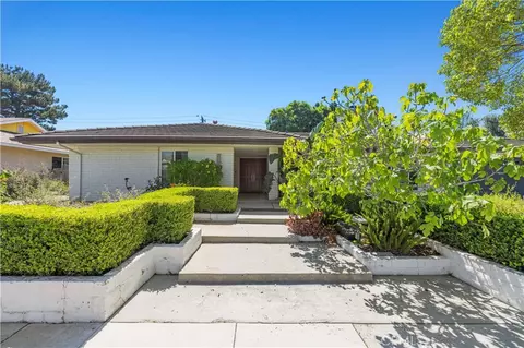 1520 Rugby Cir, Thousand Oaks, CA 91360