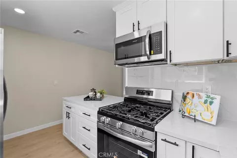 Kitchen - 512 E Lingard, Lancaster, CA 93535 photo 3 of 6