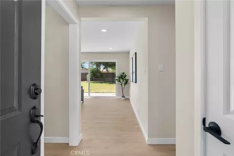 Entry Way - 512 E Lingard, Lancaster, CA 93535 photo 1 of 1