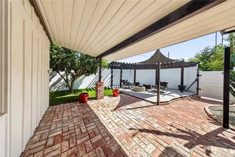 Exterior - 7959 Bothwell Rd, Reseda, CA 91335 photo 9 of 25