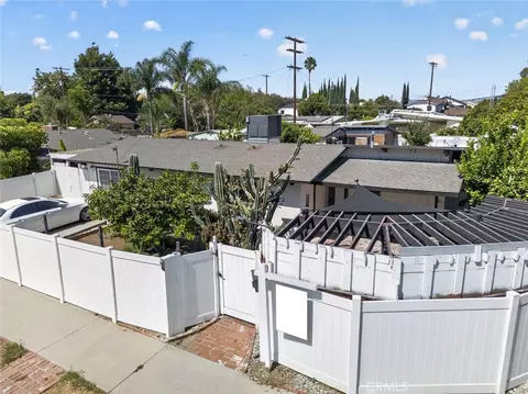 Exterior - 7959 Bothwell Rd, Reseda, CA 91335 photo 4 of 25