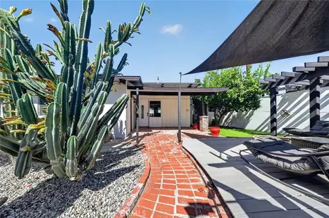 Exterior - 7959 Bothwell Rd, Reseda, CA 91335 photo 11 of 25