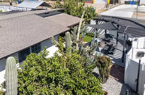 Exterior - 7959 Bothwell Rd, Reseda, CA 91335 photo 5 of 25