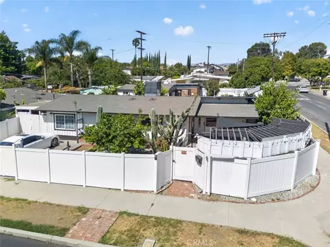 Exterior - 7959 Bothwell Rd, Reseda, CA 91335 photo 3 of 25