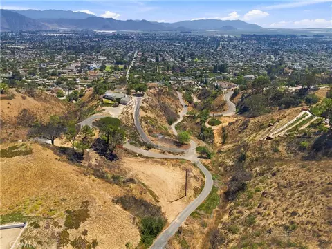 244 Highland Dr, Camarillo, CA 93010 photo 2