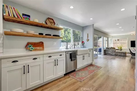 Kitchen - 2353 Burnside St, Simi Valley, CA 93065 photo 3 of 4
