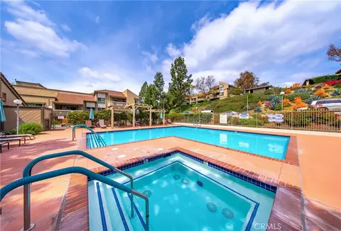 Exterior - 254 Sequoia Ct #26, Thousand Oaks, CA 91360 photo 5 of 9
