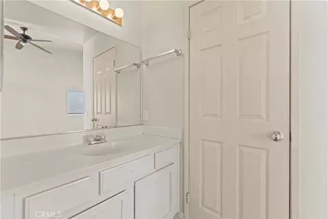 Bath - 1645 E Kettering, Lancaster, CA 93535 photo 2 of 3